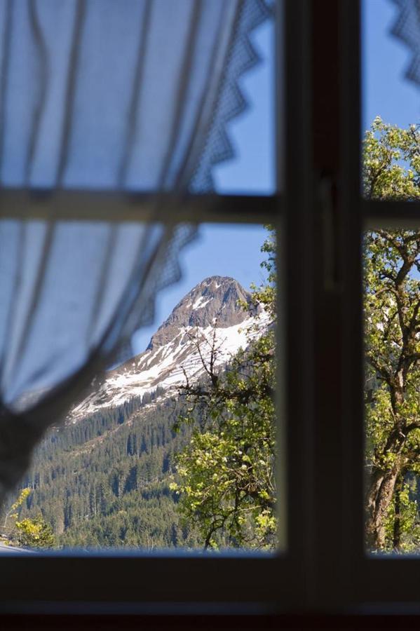 Haus Sonnenhof Daire Wald am Arlberg Dış mekan fotoğraf